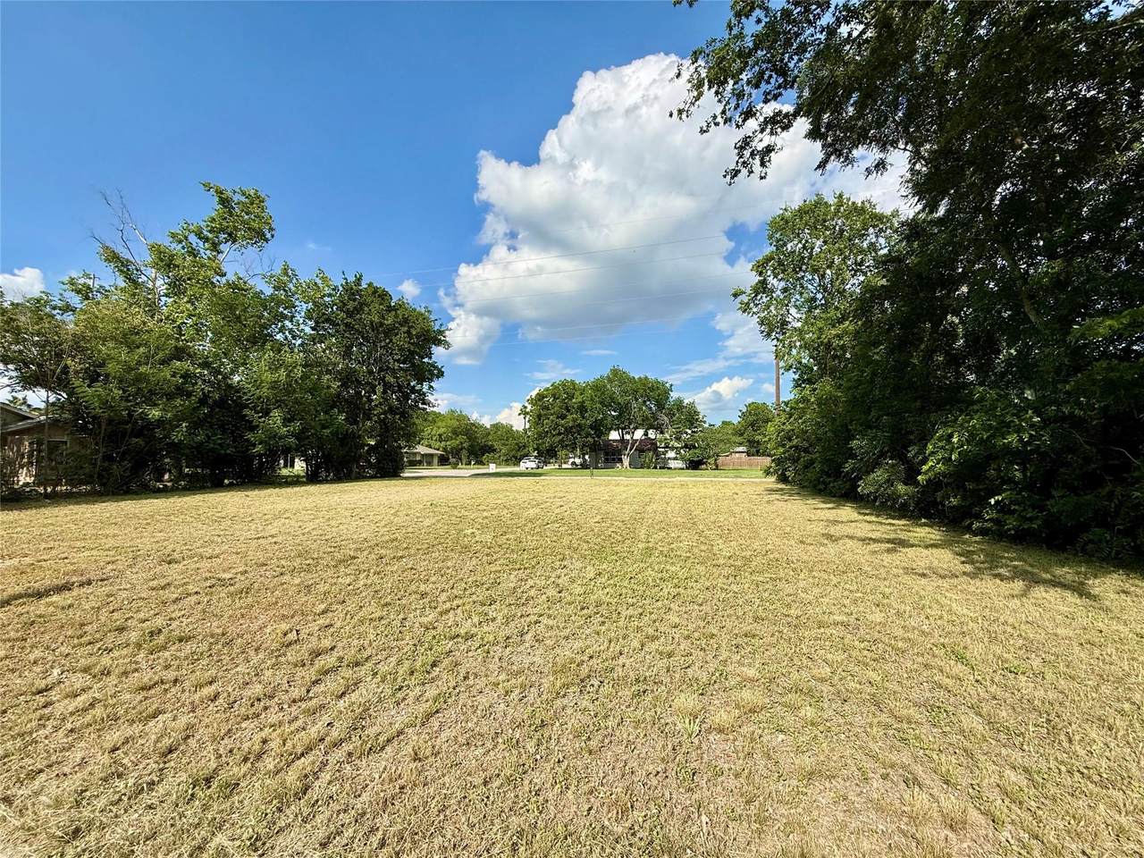 1007 Pancho St - Photo 1