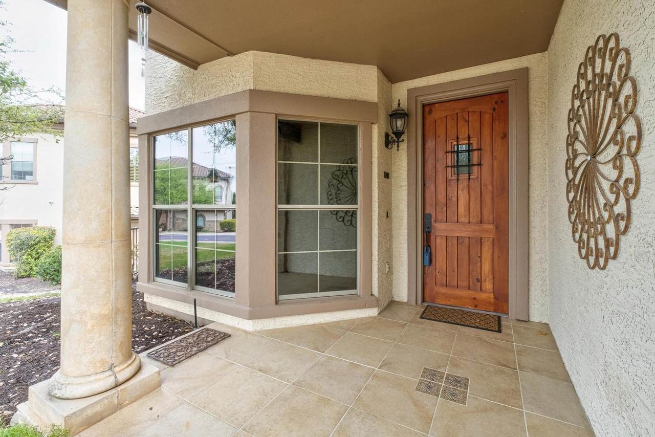 7800 Southwest Pkwy - Photo 1