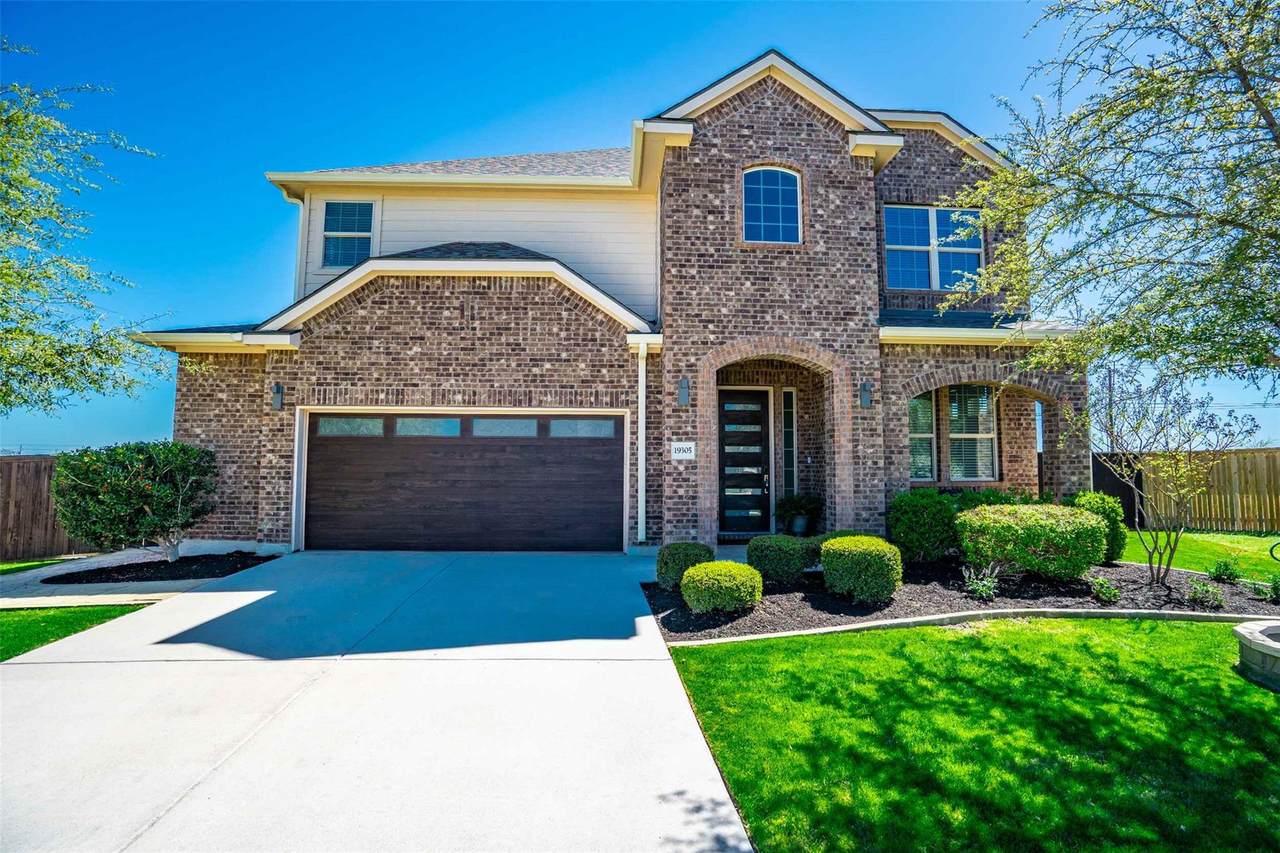 19305 Pilton Dr - Photo 1