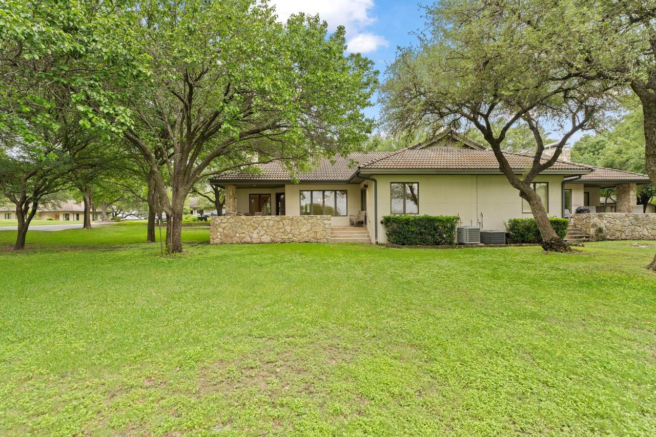 1927 Clubhouse Hill Dr - Photo 1