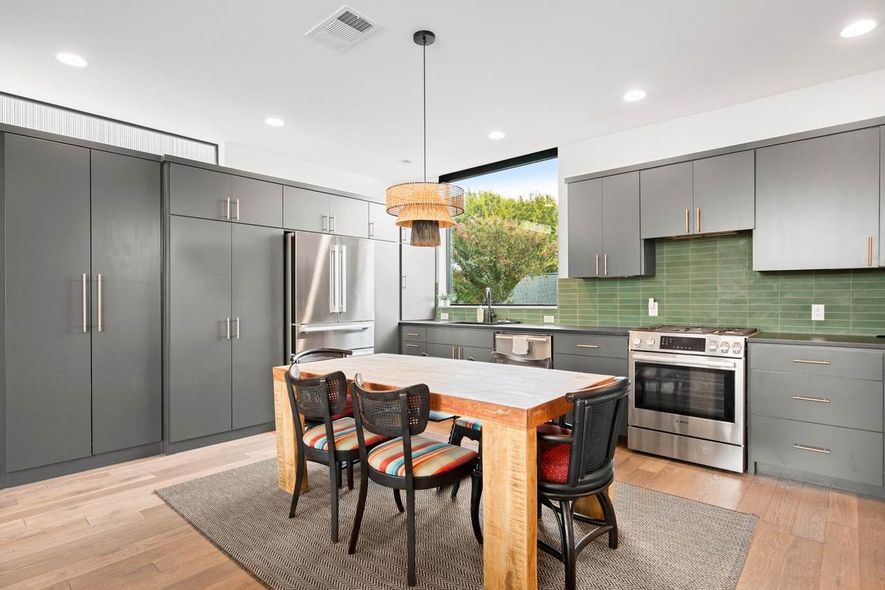 3406 17th St - Photo 1