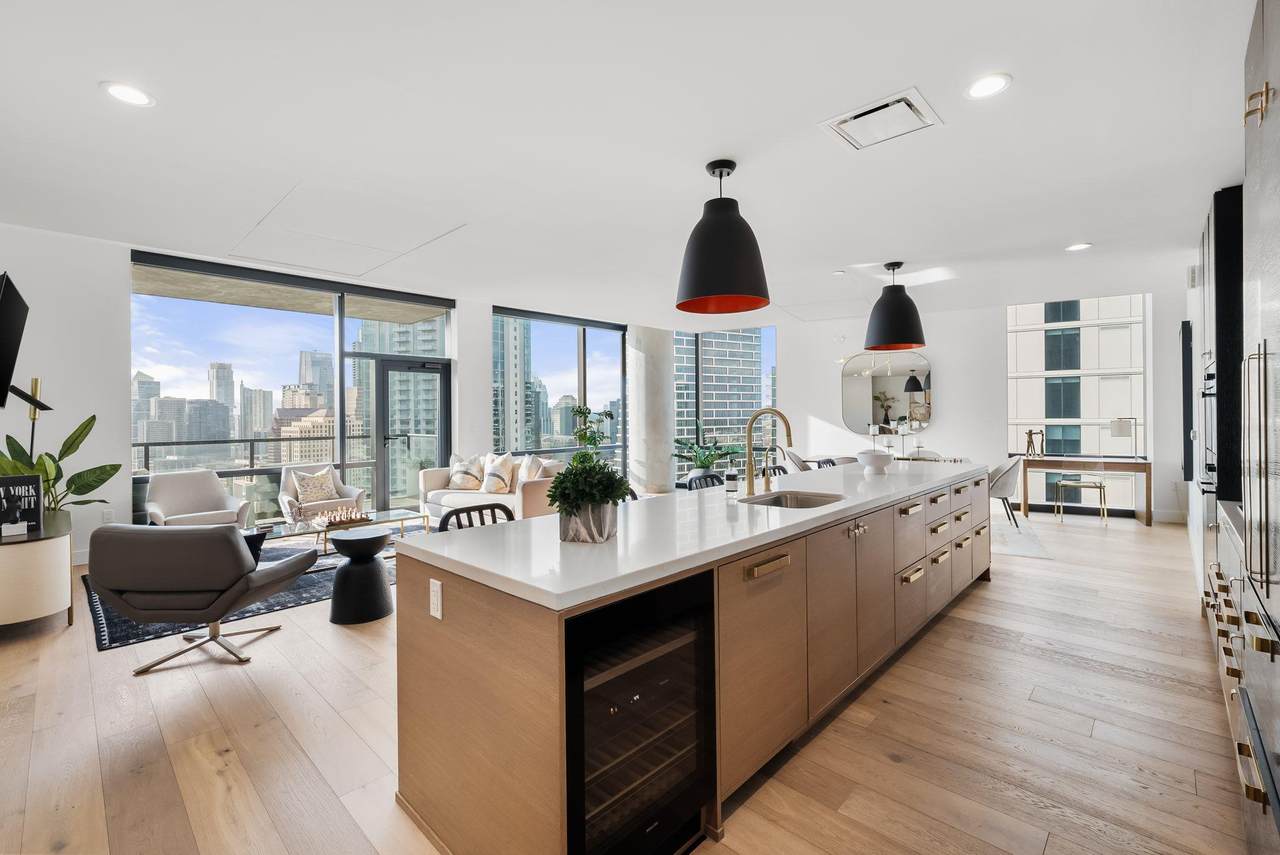 70 Rainey St - Photo 1