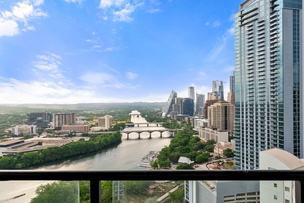 https://bt-photos.global.ssl.fastly.net/austin/1280_boomver_1_8784006-2.jpg