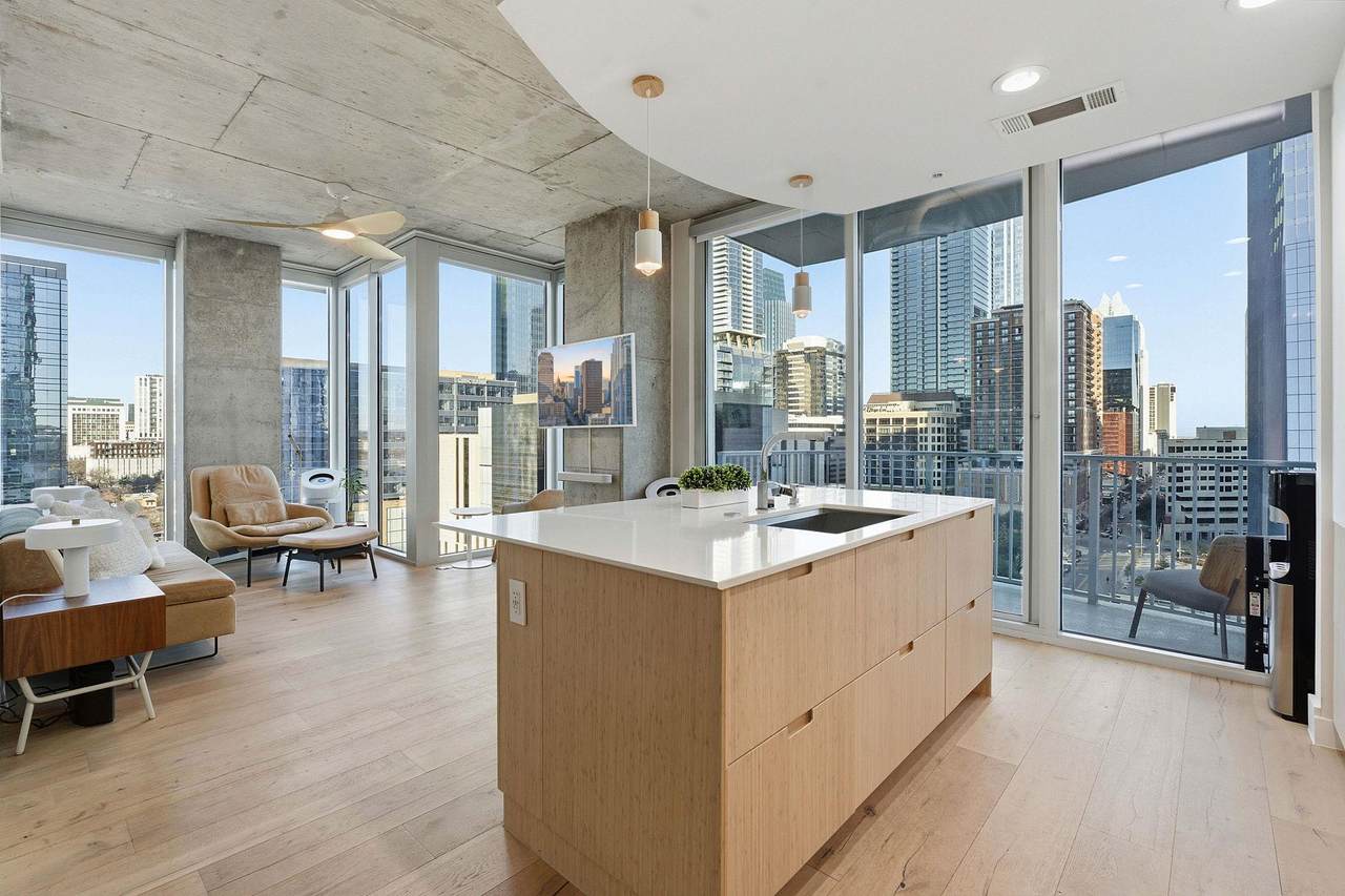 360 Nueces St - Photo 1