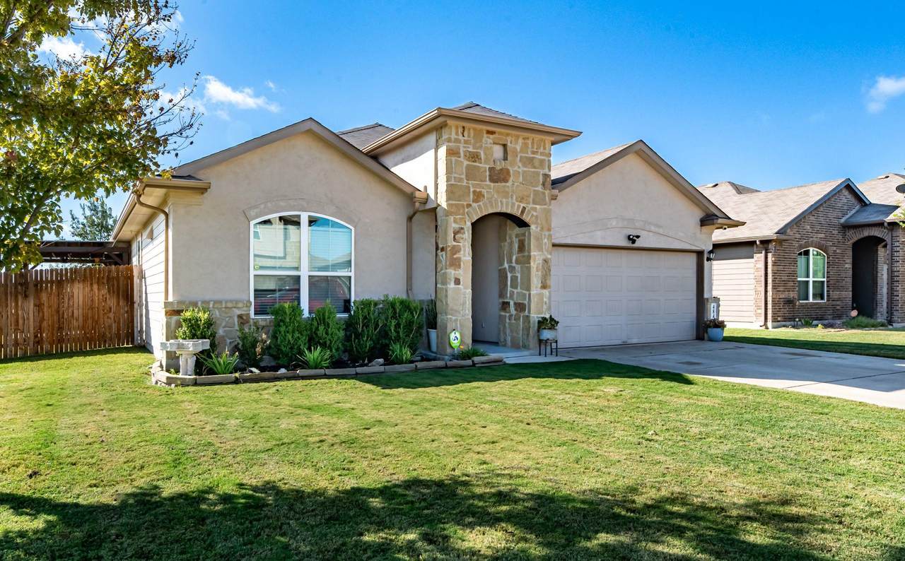 484 Copper Hill Dr - Photo 1