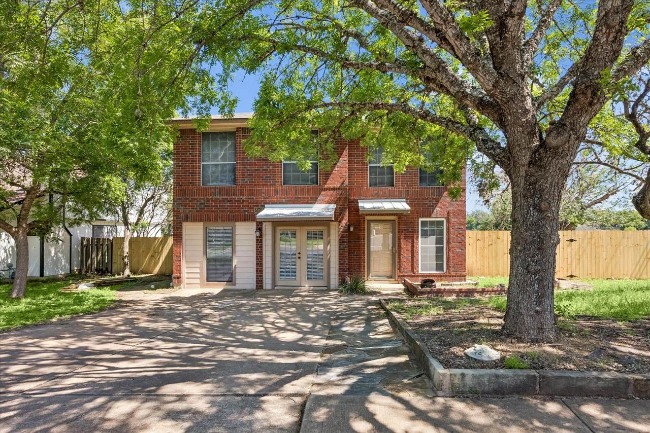 8509 Copano Dr - Photo 1