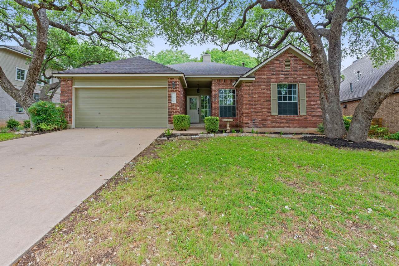 8104 Isaac Pryor Dr - Photo 1