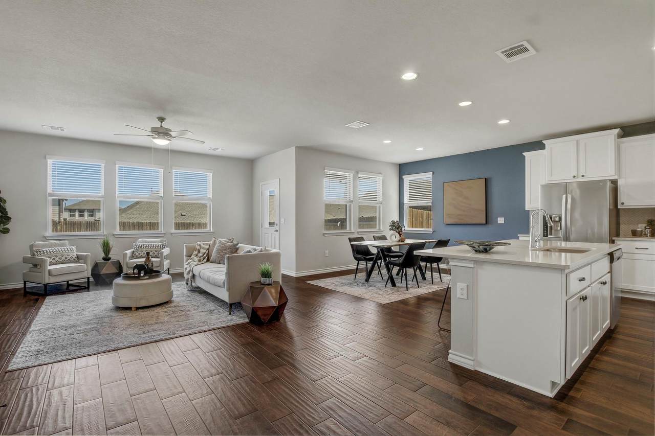 7608 Vidrine St - Photo 1