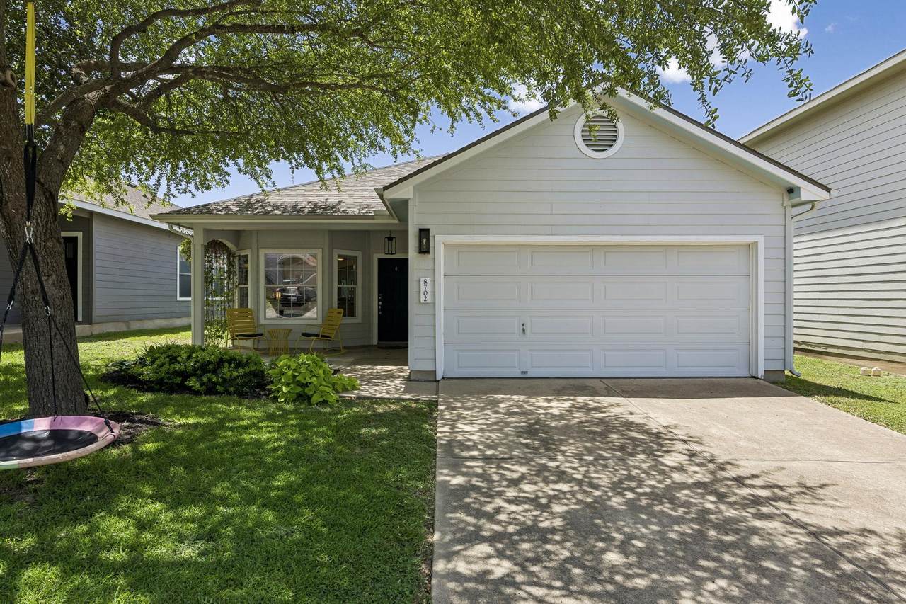 8702 Meridian Oak Ln - Photo 1