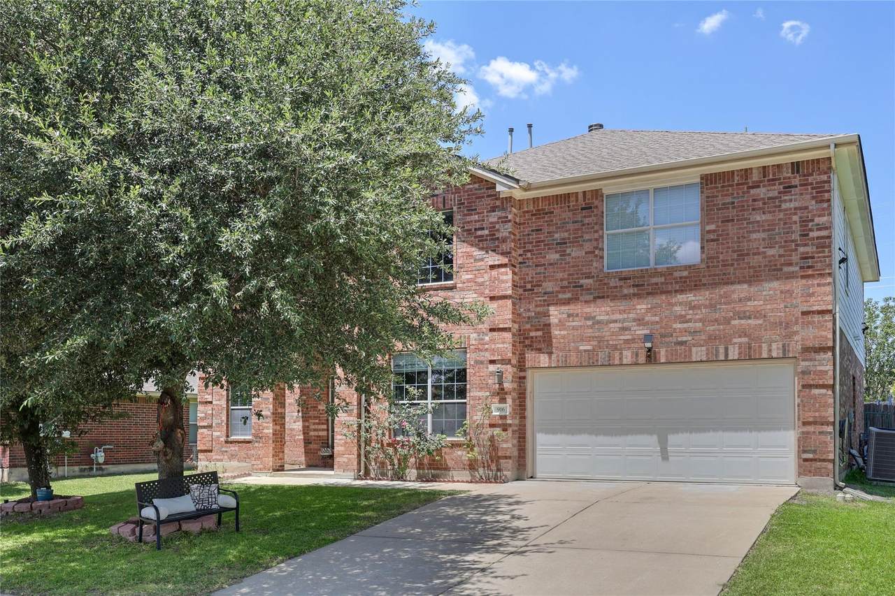 916 Abbeyglen Castle Dr - Photo 1