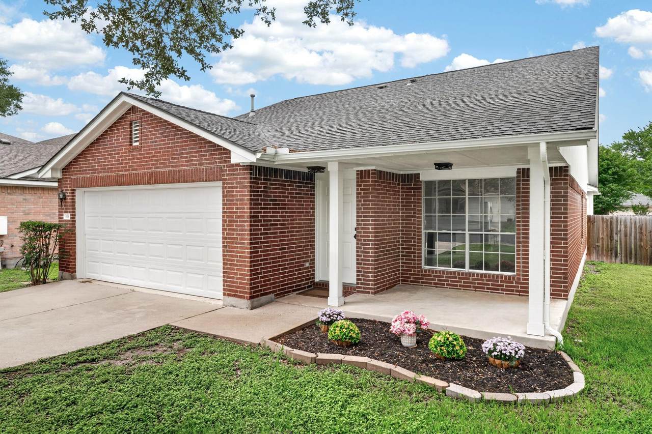 3114 Port Anne Way - Photo 1