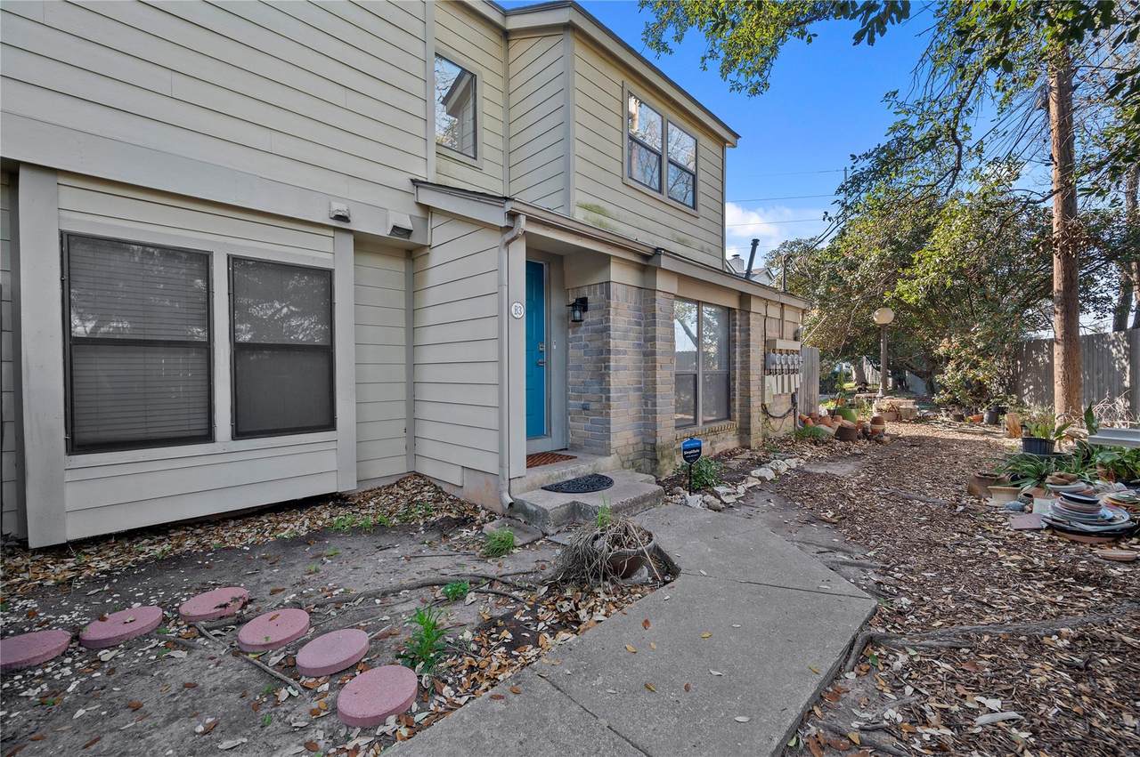11301 Jollyville Rd - Photo 1