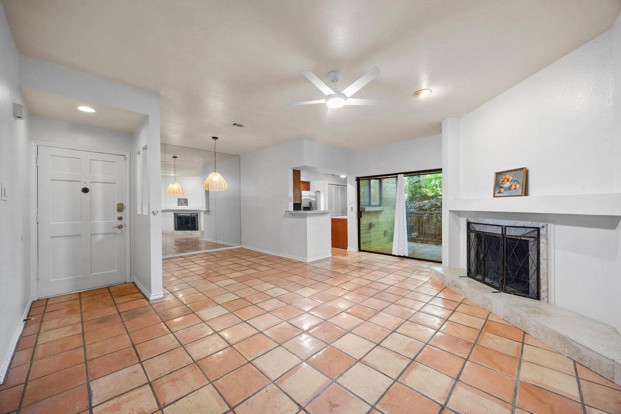 8200 Neely Dr - Photo 1