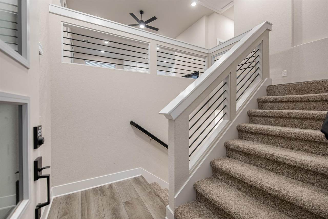 https://bt-photos.global.ssl.fastly.net/austin/orig_boomver_1_8965539-2.jpg