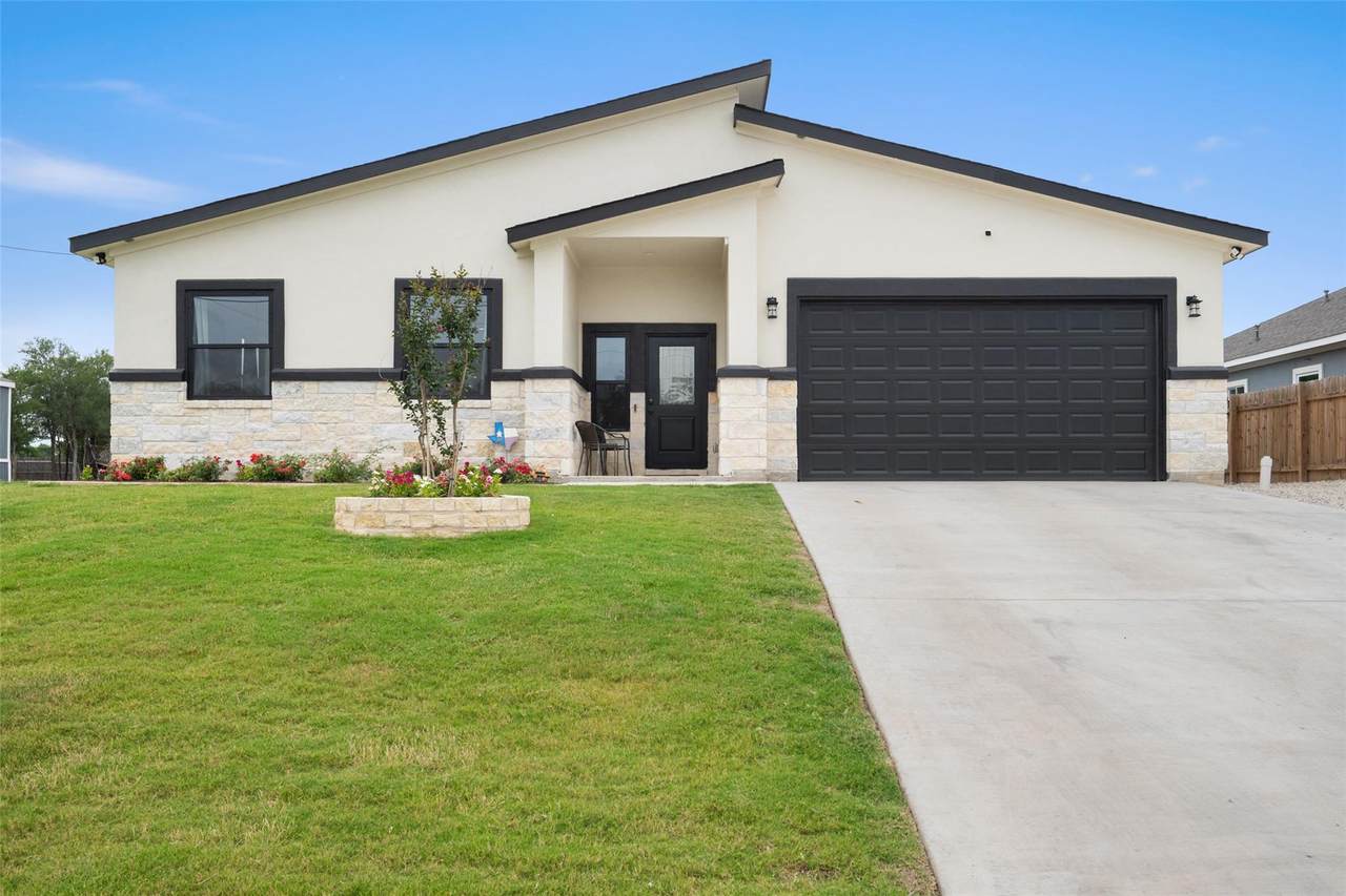 108 Sunflower Rd - Photo 1
