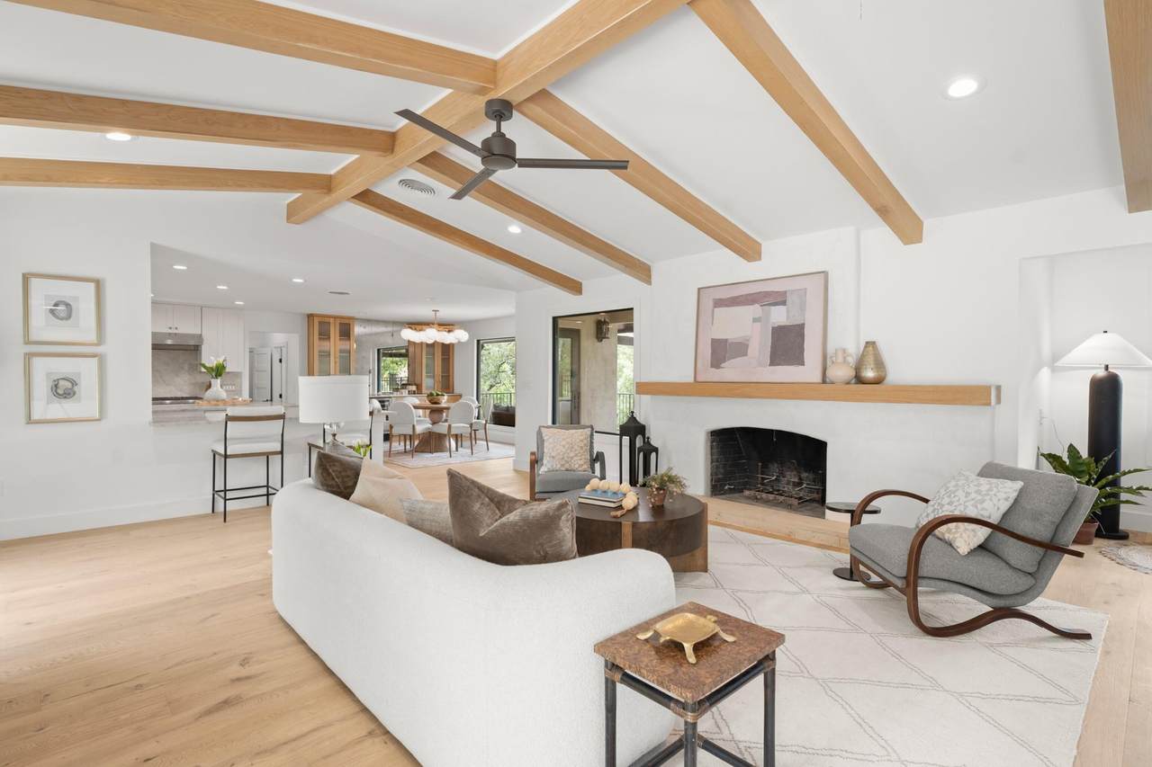1414 Redbud Trl - Photo 1