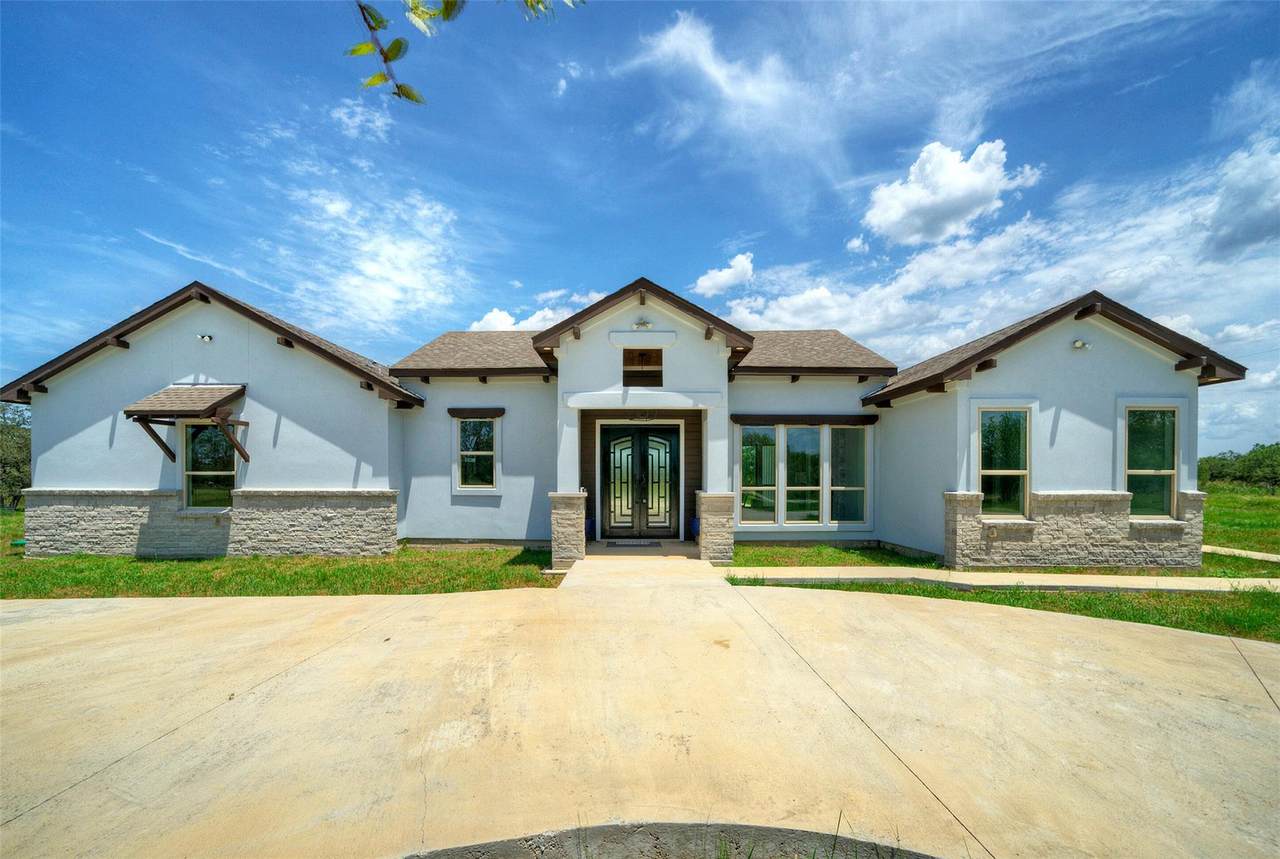 000 Patterson Ave - Photo 1