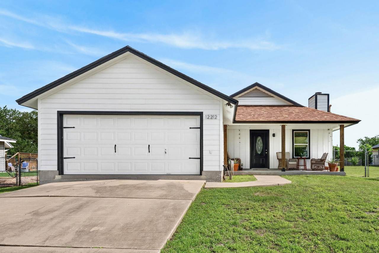 12212 Mustang Dr - Photo 1