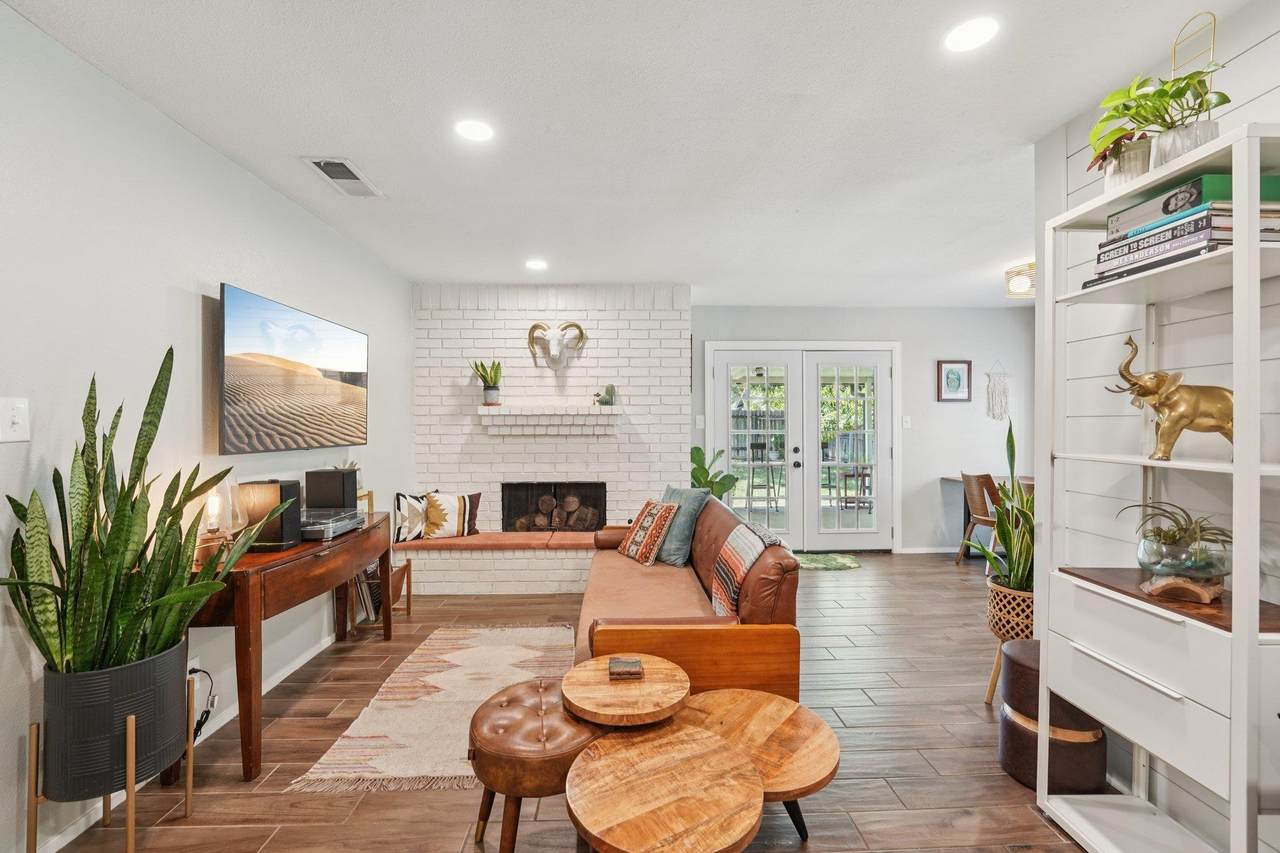 1213 Trace Dr - Photo 1