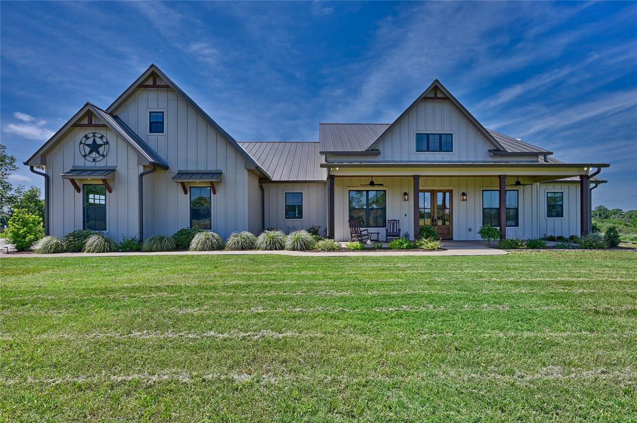2165 County Road 250 - Photo 1