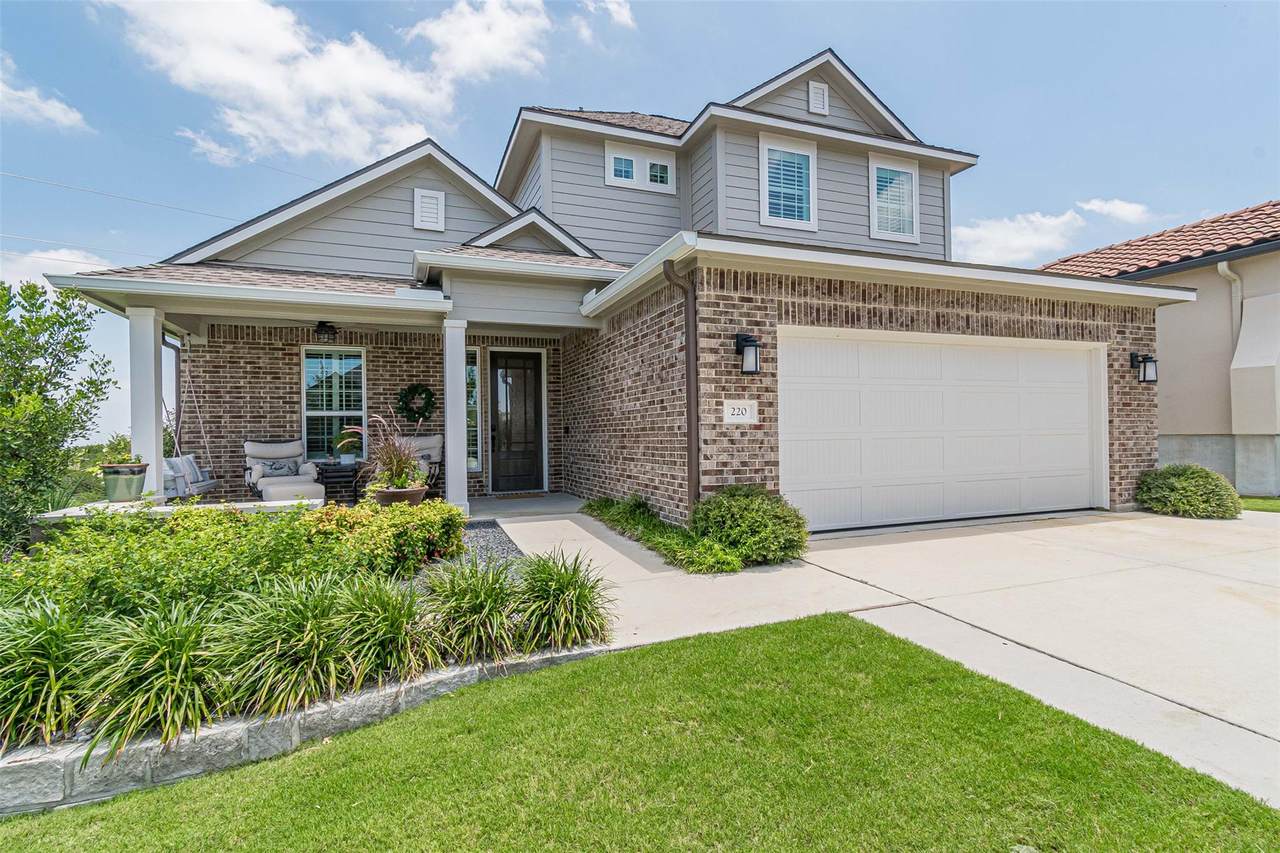 220 Cruising Oak St - Photo 1