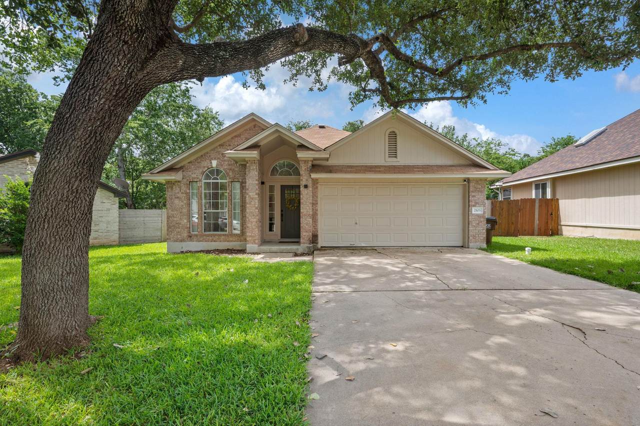 2105 Yaupon Holw - Photo 1