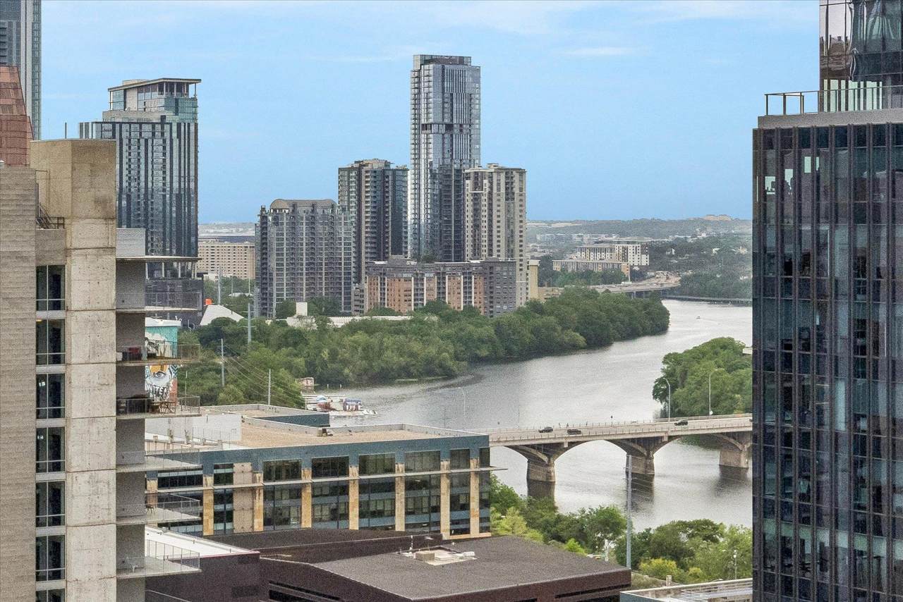 360 Nueces St - Photo 1