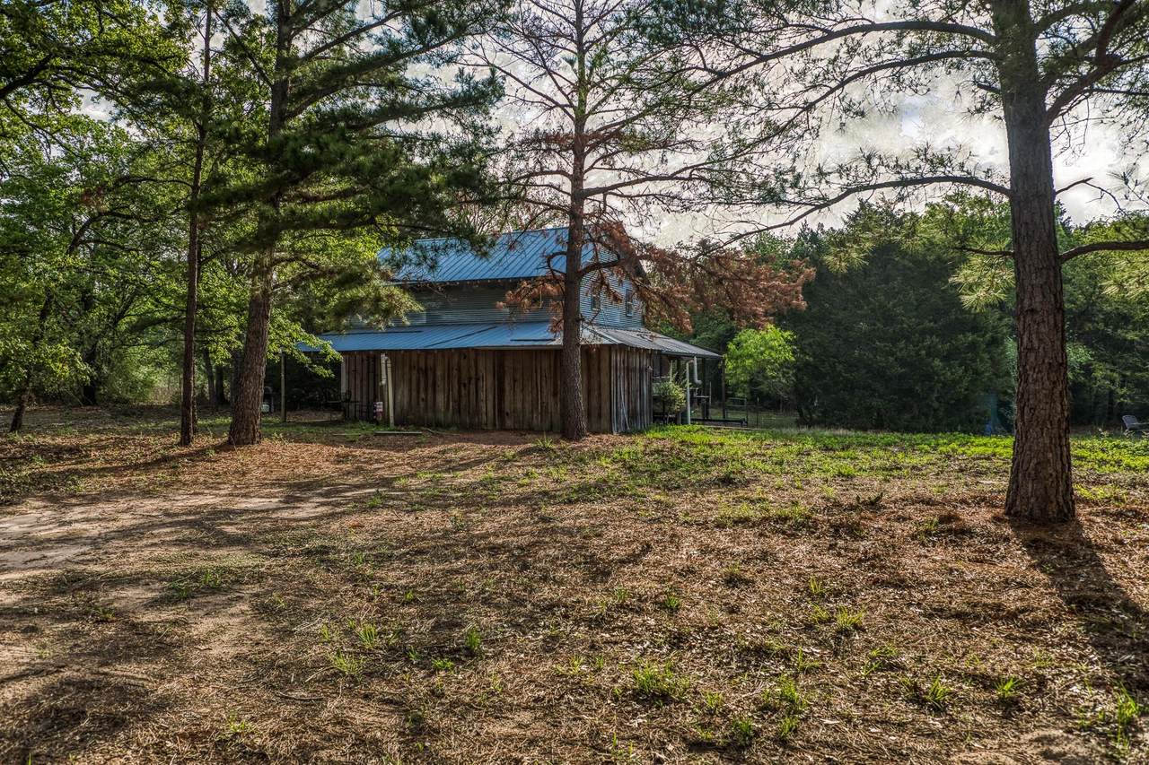 242 Cody Ln - Photo 1