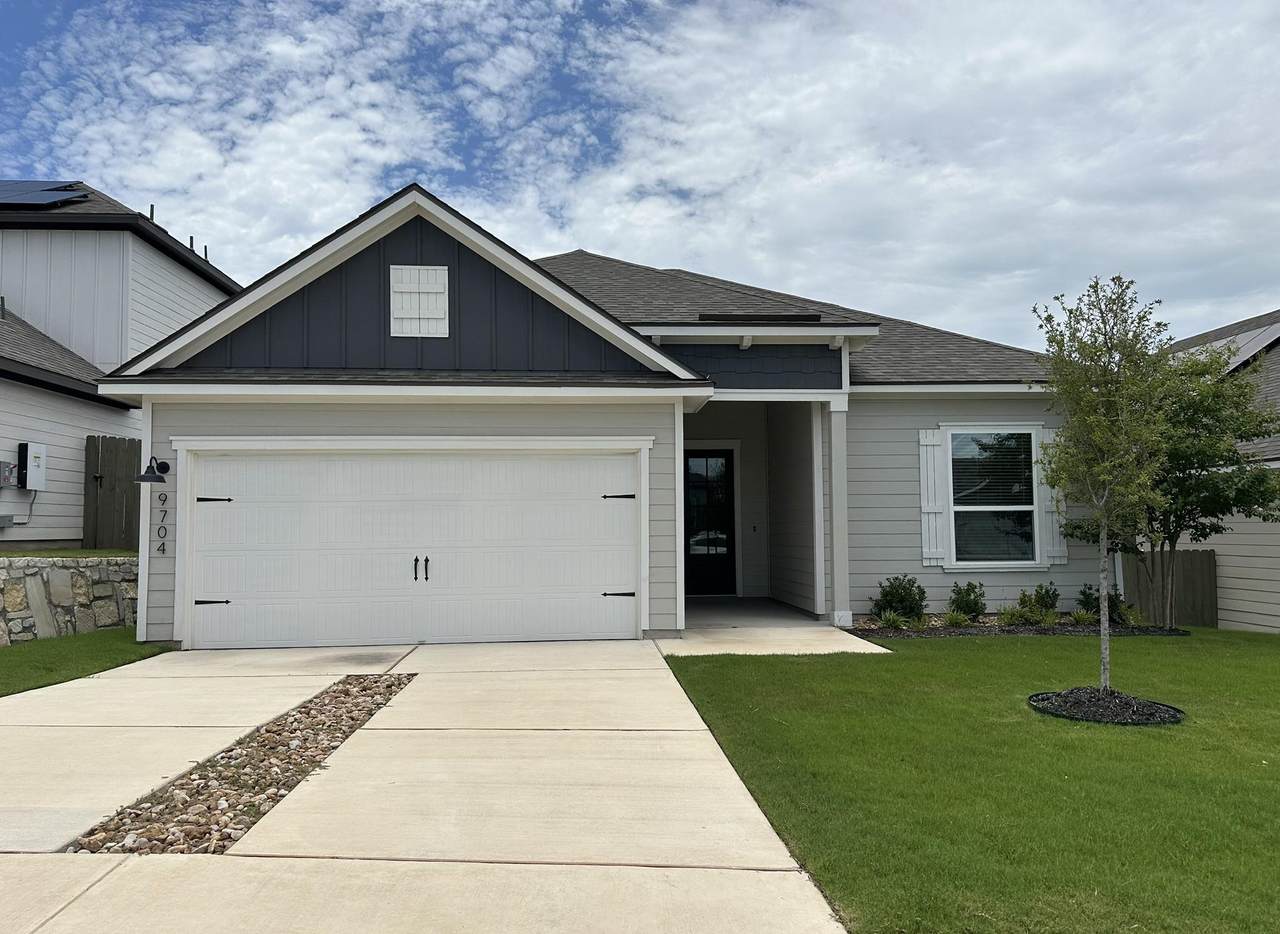 9704 Gladsome Path - Photo 1