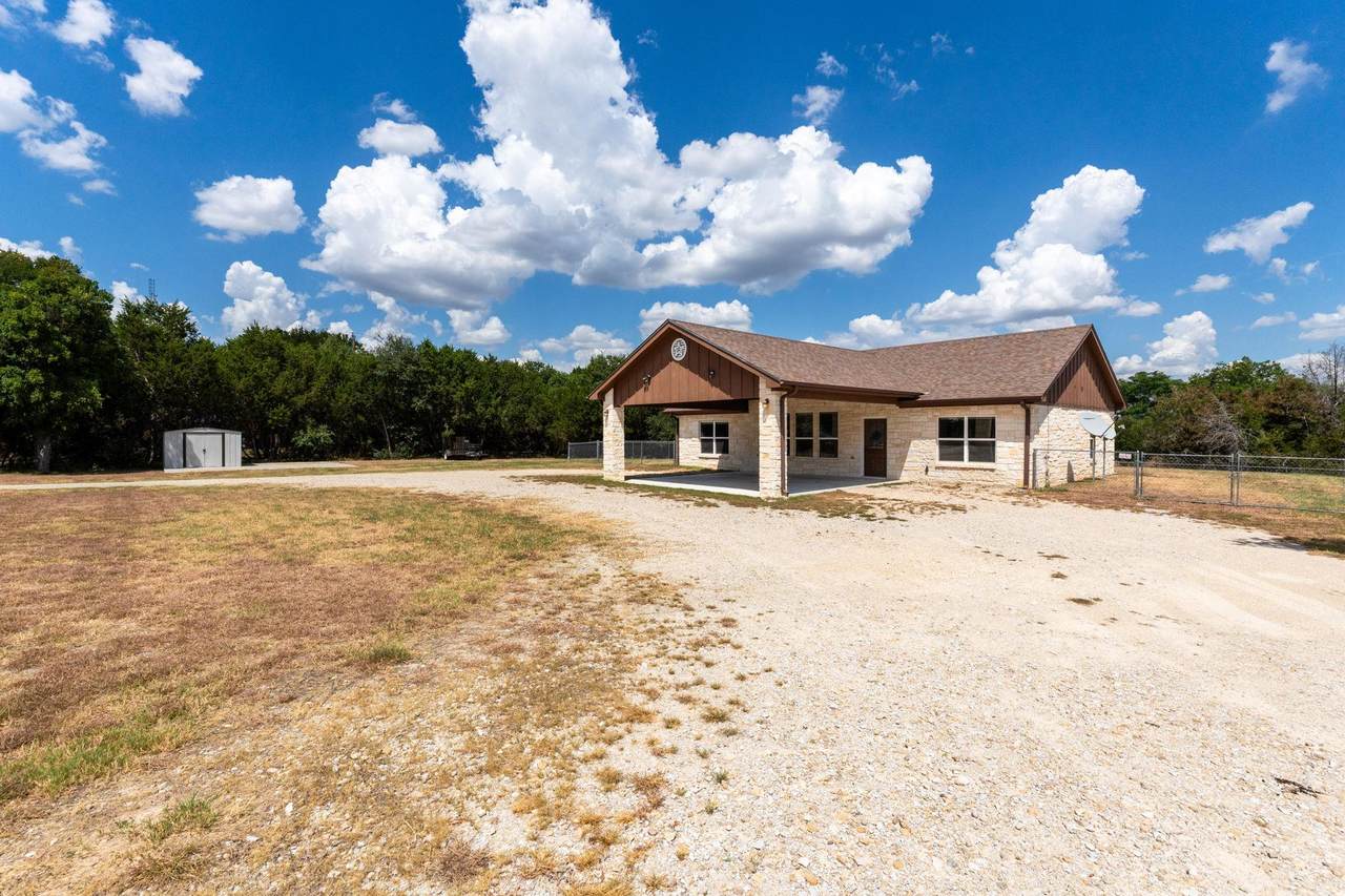 534 County Road 3081 - Photo 1