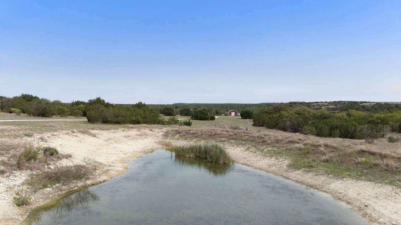 https://bt-photos.global.ssl.fastly.net/austin/1280_boomver_1_9234227-2.jpg
