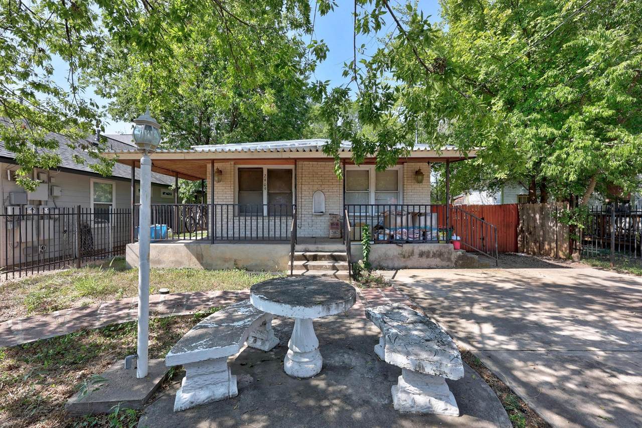 2909 5th St - Photo 1
