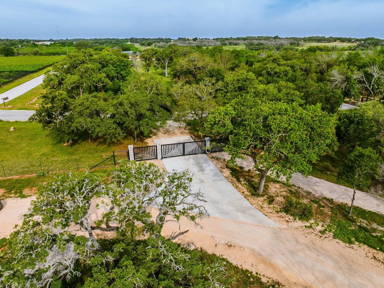 000 The Reserve At 290 Highway - Photo 1