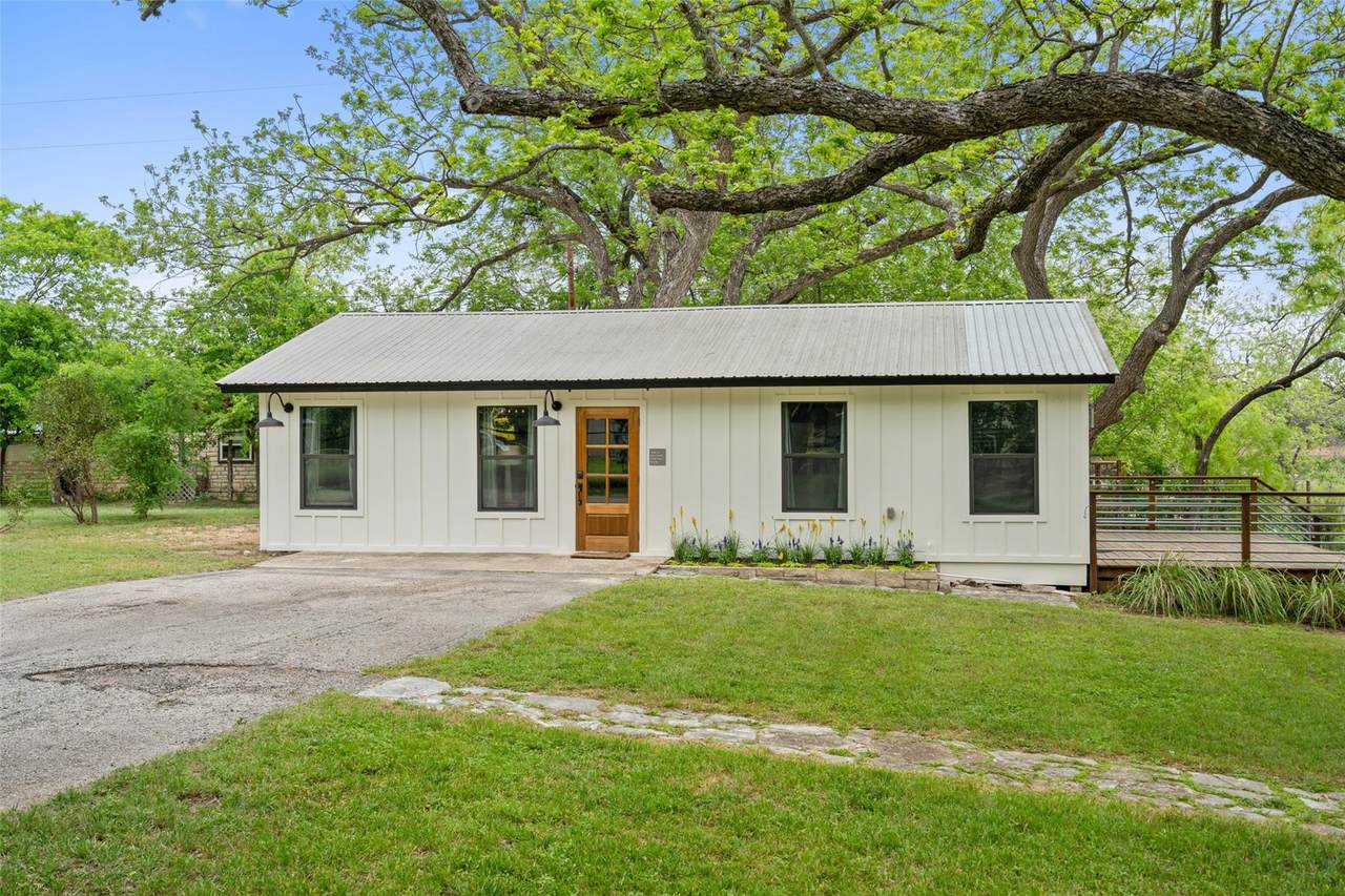 2410 Flite Acres Rd - Photo 1