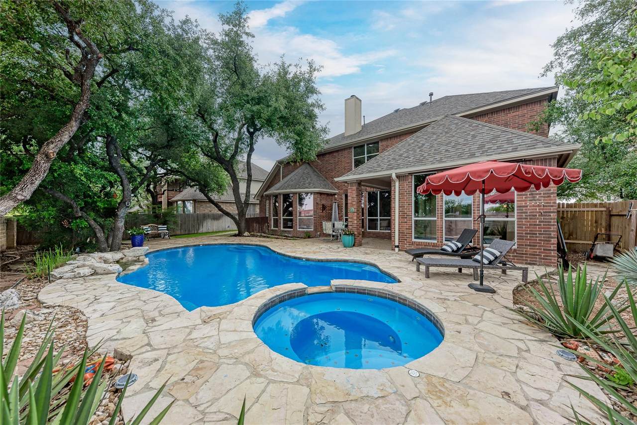 2402 Silent Brook Trl - Photo 1