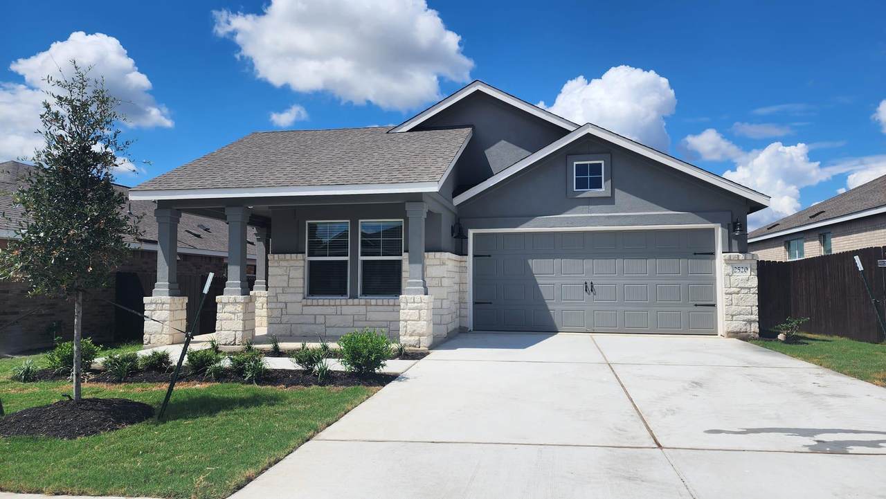 2520 Four Waters Loop - Photo 1