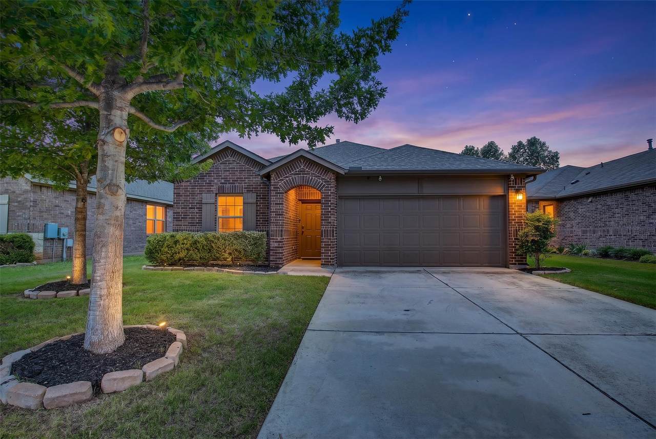 504 Sabina Dr - Photo 1