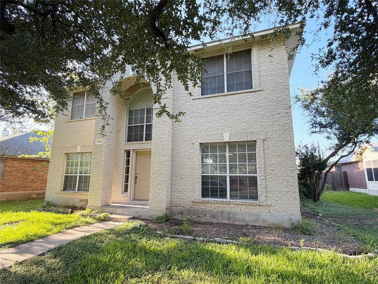 1114 Black Locust Dr - Photo 1
