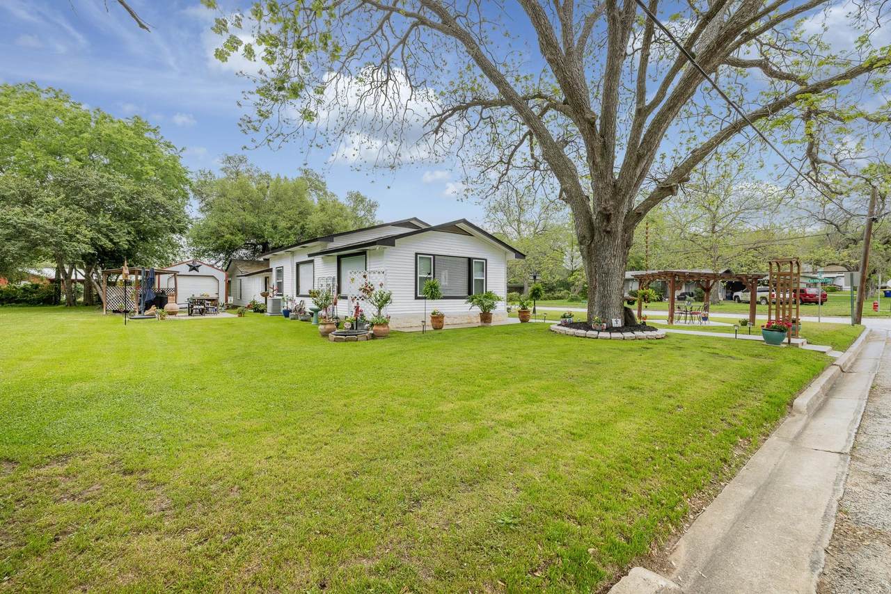 104 Bright St - Photo 1