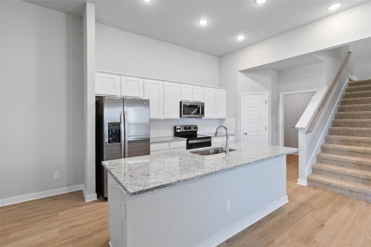 291 Cross Barn Blvd - Photo 1