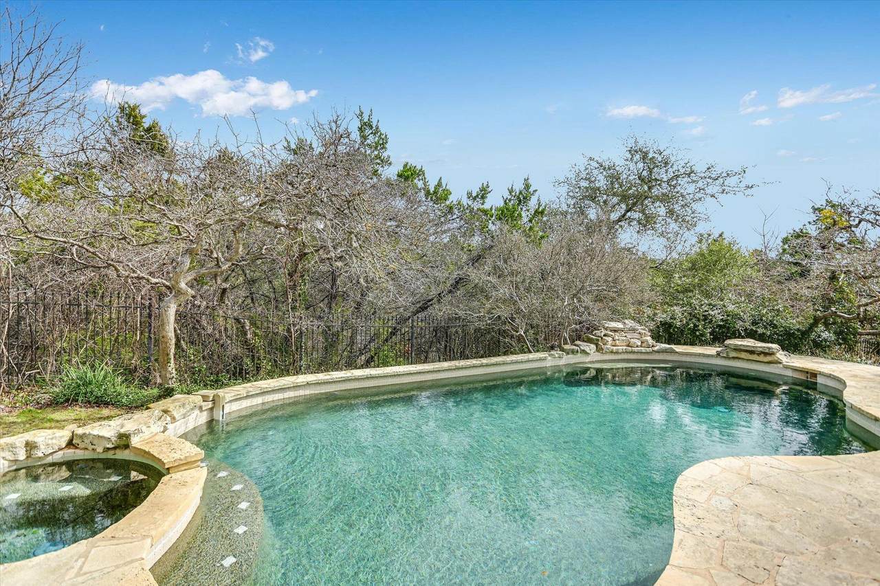 https://bt-photos.global.ssl.fastly.net/austin/1280_boomver_1_9476056-2.jpg