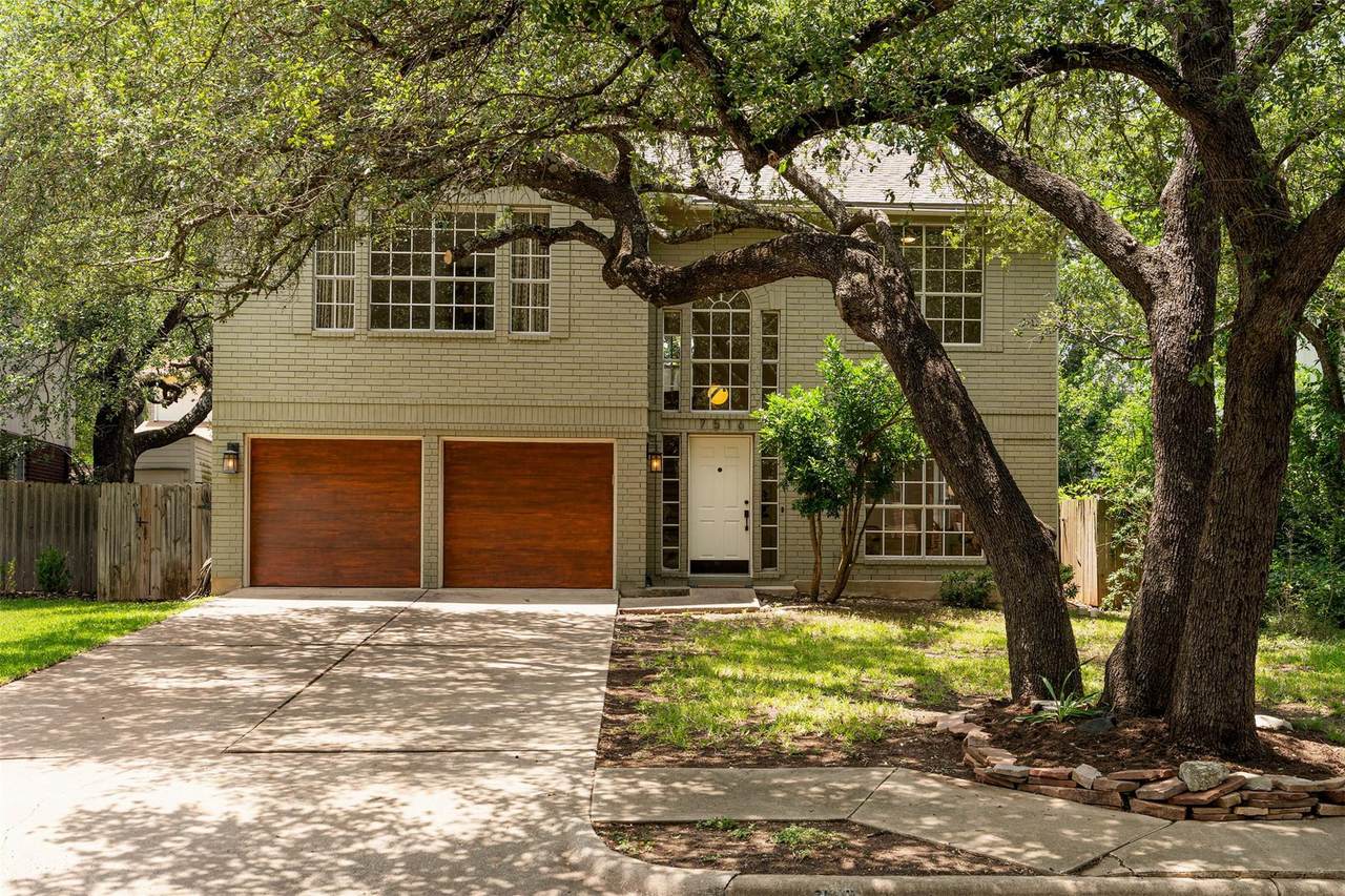 7516 Windrush Dr - Photo 1