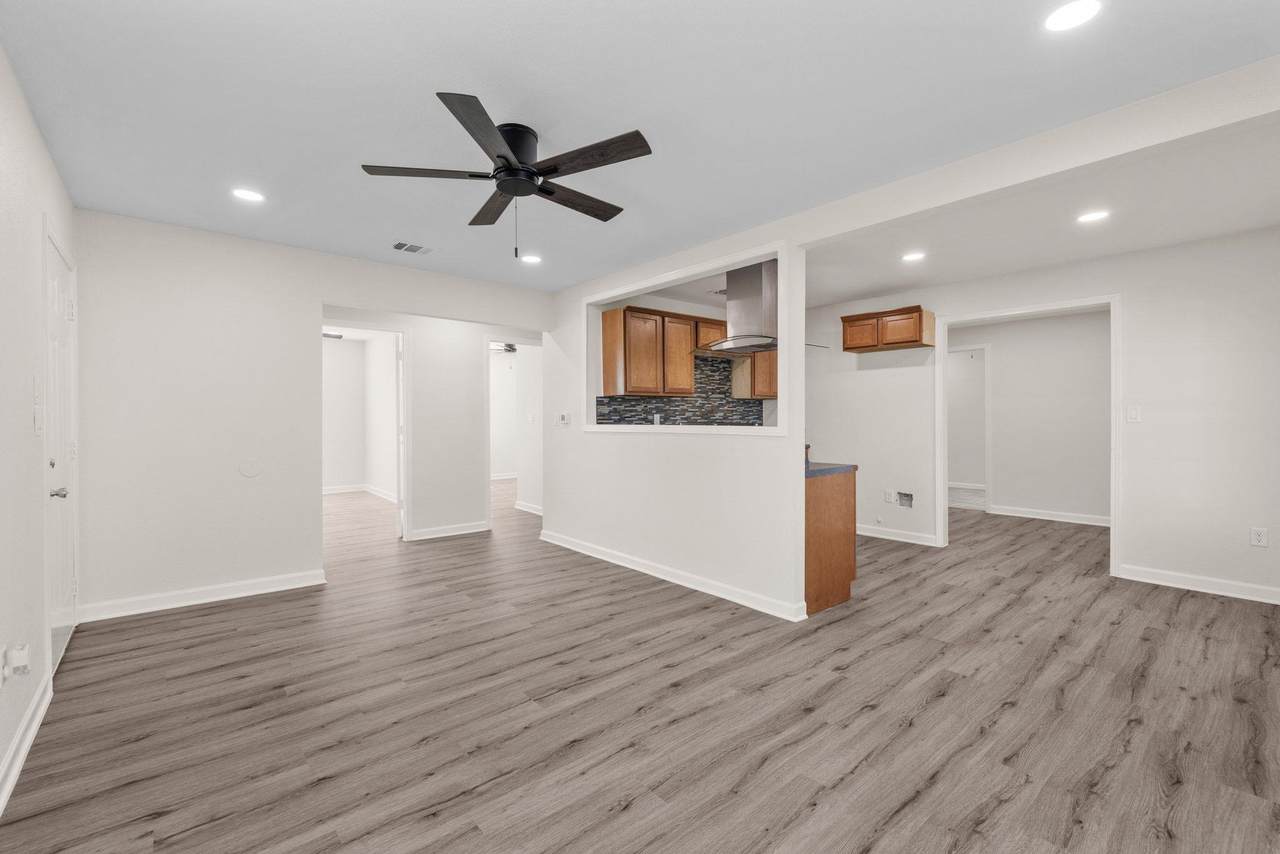 1308 45th St - Photo 1