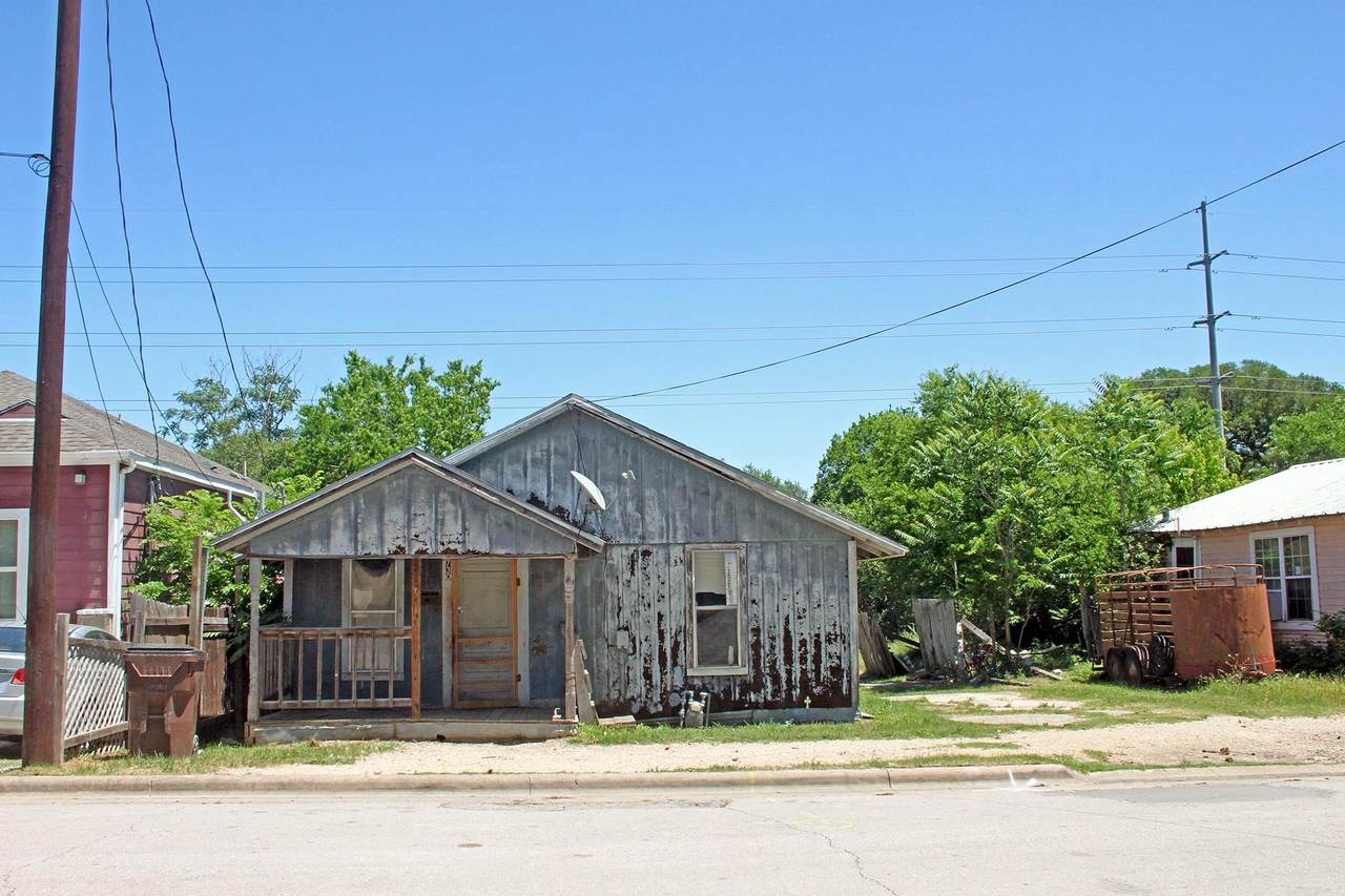 730 Chihuahua St - Photo 1