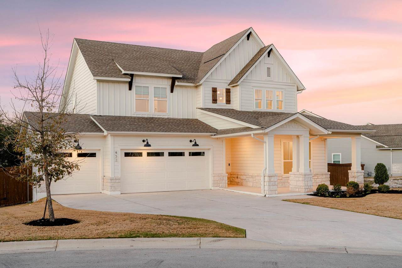 452 Crimson Sky Ct - Photo 1