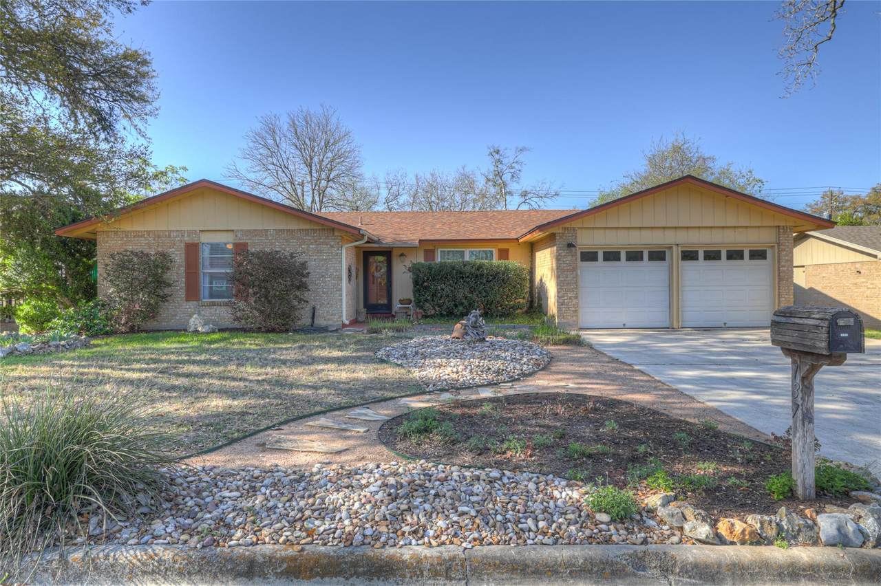137 Chaparral St - Photo 1
