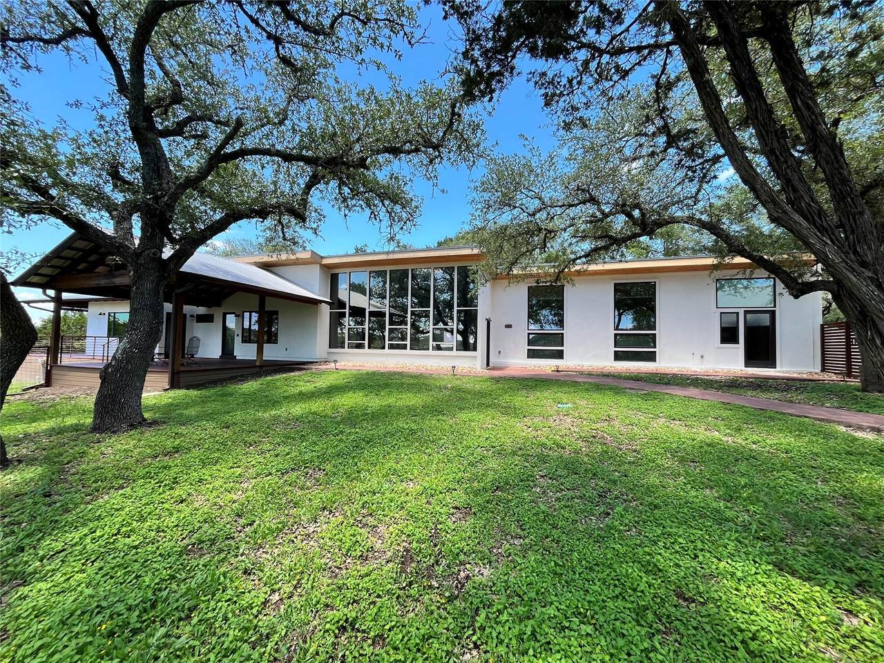 307 Mesa Dr - Photo 1