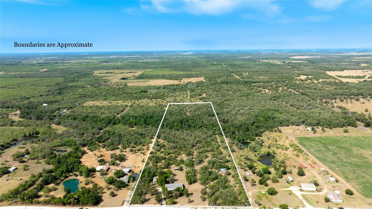 1400 Seminole Trl - Photo 1