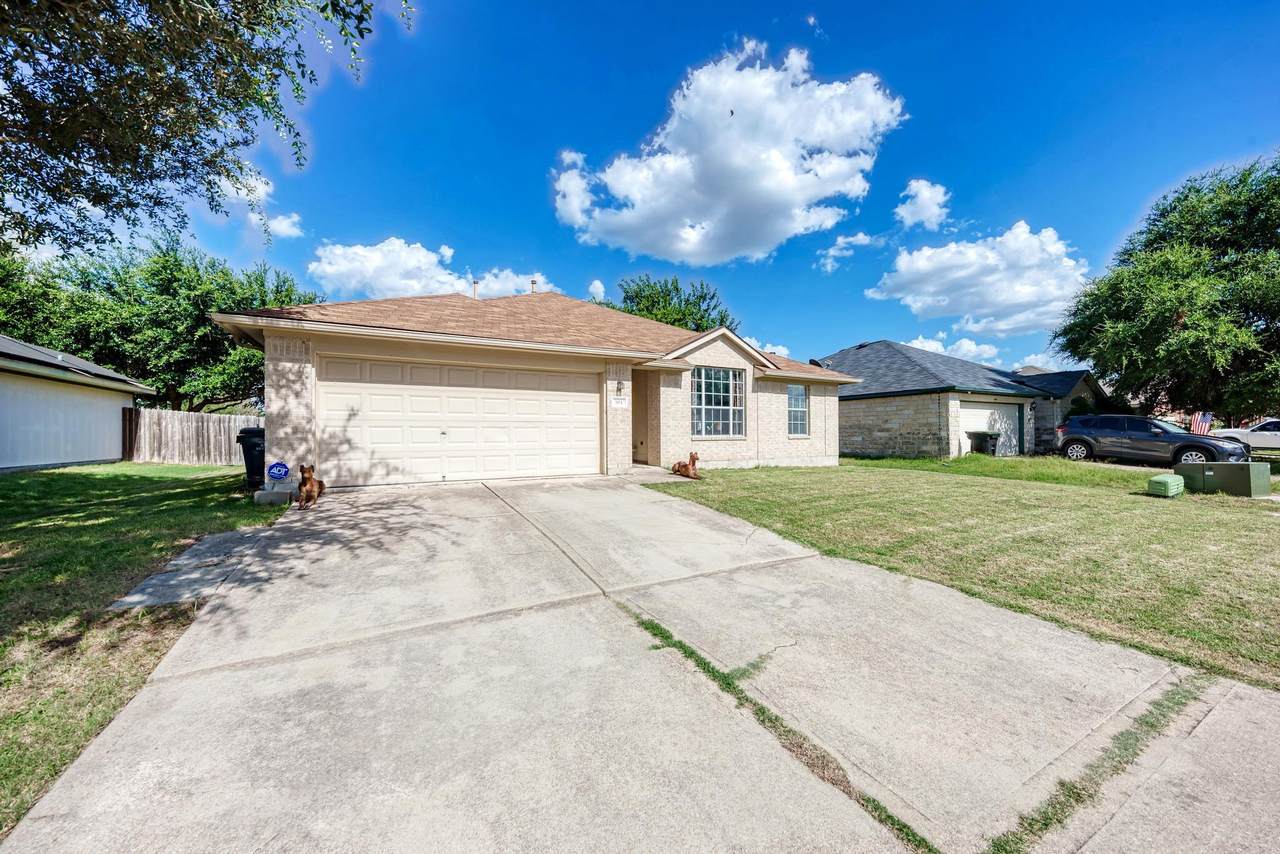 104 Edison Dr - Photo 1