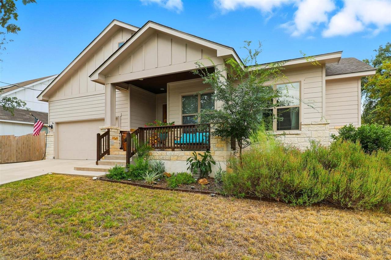 103 Kings Way - Photo 1